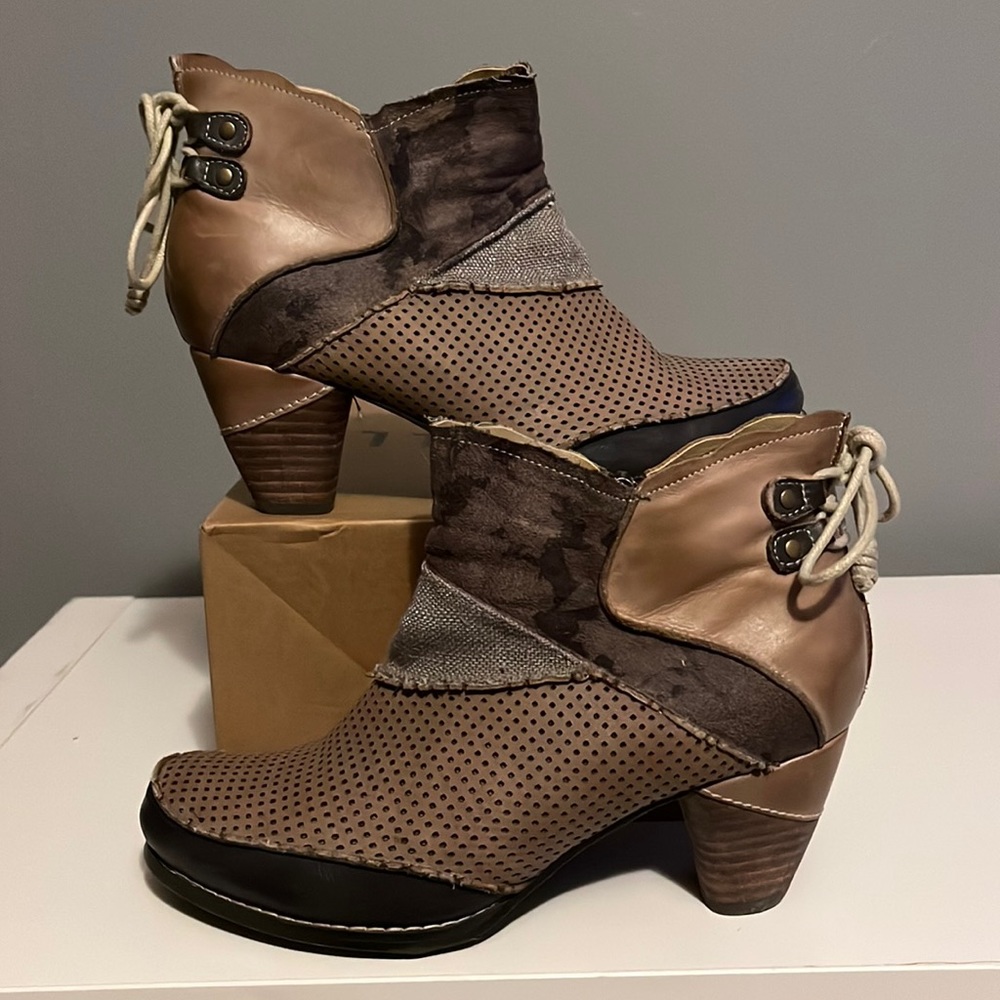 Corky’s Elite heeled bootie